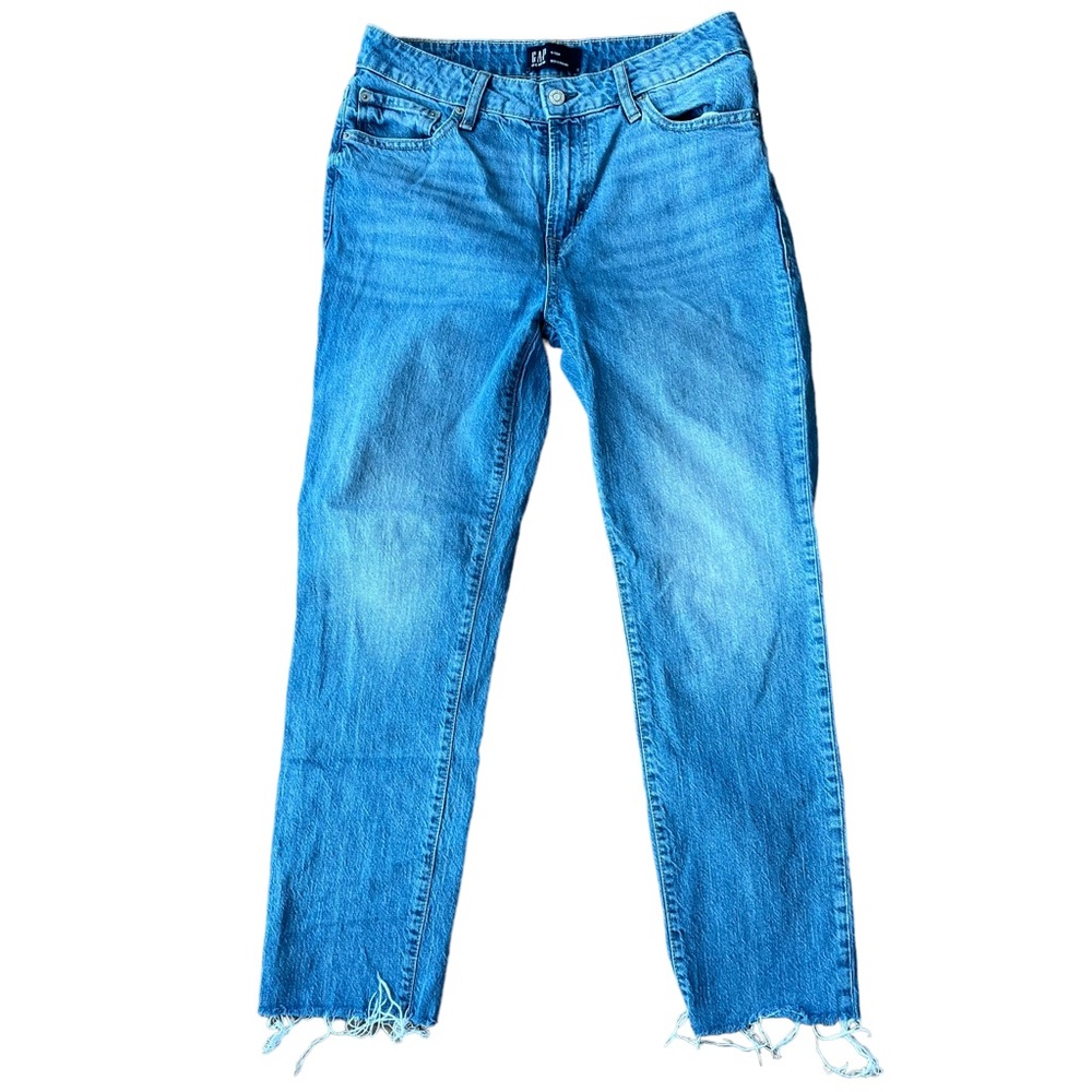 Gap Boyfriend Fit Lightwash Raw Hem Jeans